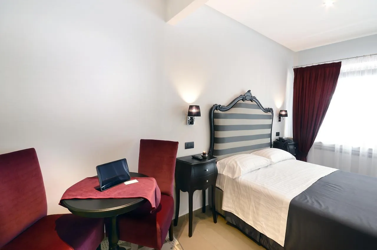 Barbarella Suite Nápoles Italia