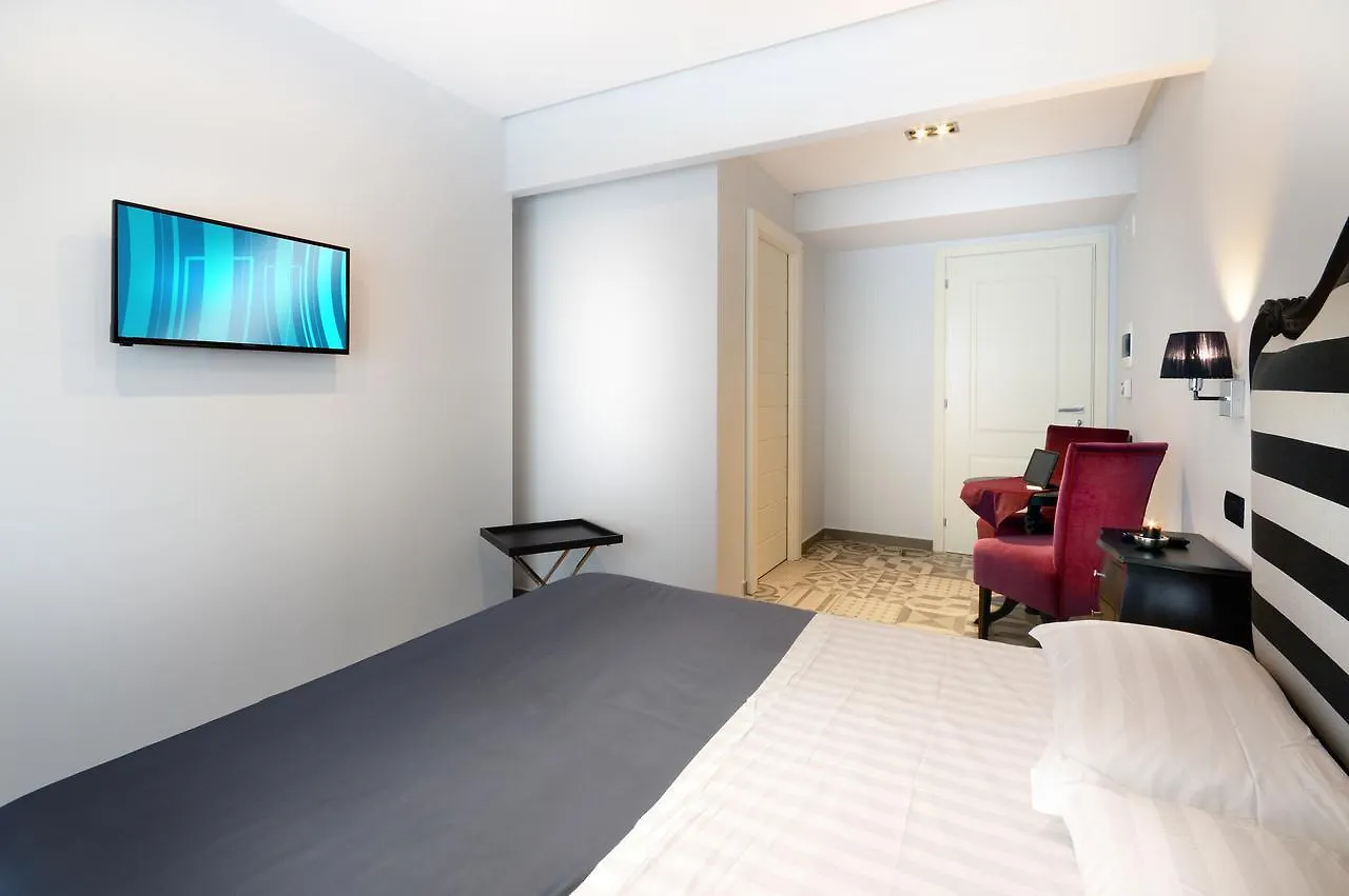 *** Hotel Barbarella Suite Nápoles Italia
